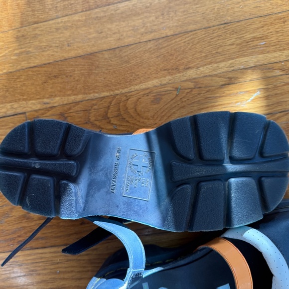 Rare Dr. Marten Mary Jane’s - Picture 7 of 9